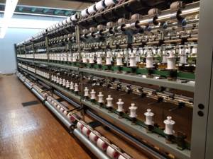 Machine à enrober à double enroulement OMM ECO Rotor avec 192 broches et bobine de 140 mm pour l'enrobage de lycra/nylon/coton - Product Image 4