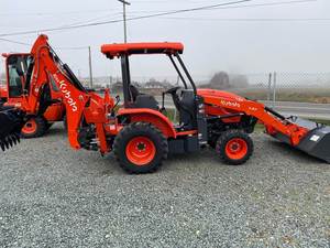 รถแทรกเตอร์ Kubota L47 รุ่นขายดีที่สุดปี 2024 พร้อมรถตักหน้าและหลัง เครื่องยนต์ เกียร์ ปั๊ม และมอเตอร์สำหรับขาย - Product Image 3