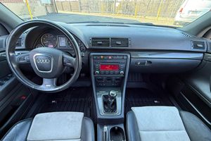 Audi S4 Avant 2007 Usado en Excelentes Condiciones, Transmisión Manual de 6 Velocidades, Motor V8 - Product Image 2