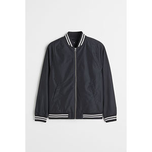 Custom Varsity Jacket Hombres Precio al por mayor Venta caliente Streetwear con bordado único y chaquetas de hombre de calidad superior - Product Image 5