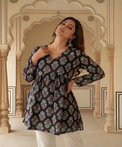 MODERNO TOP DE RAYÓN ESTAMPADO PARA USO DIARIO, PRECIO AL POR MAYOR, PRENDAS ÉTNICAS, KURTI MULTICOLOR, TELA DE ALGODÓN - Product Image 4