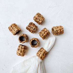 แหวนผ้าเช็ดปากสานด้วยมือจากวัสดุธรรมชาติสำหรับงานแต่งงาน งานเลี้ยง งานจัดเลี้ยง  ชุดที่ใส่ผ้าเช็ดปากจากผักตบชวา - Product Image 6