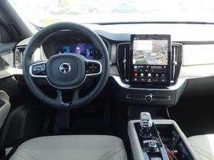 Volvo XC90 B6 Plus Bright Theme 7 places d'occasion en excellent état, modèle 2025 - Product Image 2