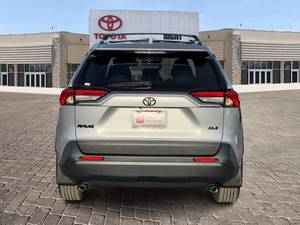 TOYOTA RAV4 XLE PREMIUM 2025, SUV de 4 Puertas (2.5L 4 Cilindros 8A) - Product Image 5