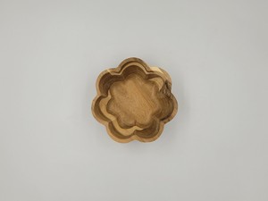 Cuenco de madera de acacia D25H10cm en forma de cuenco como una flor Color natural antideslizante para uso en interiores y exteriores para mostrador de cocina - Product Image 3