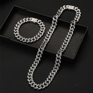 Joyería de acero inoxidable unisex, collares de cadena de eslabones cubanos IcedOut, conjunto de <span class=keywords><strong>collar</strong></span> de piedra de Miami 18K PVD Punk cubano - Product Image 2