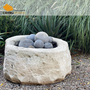 Vaso in Granito Naturale per Arredamento Esterno Giardino Parco Hotel Sculture e Intagli in Pietra Durevoli ed Ecologici per Giardino Esterno - Product Image 2