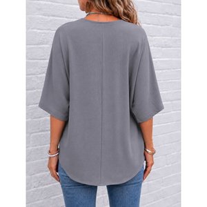 เสื้อเบลาส์คอวีแขนสั้นผู้หญิง รุ่น 34805 - สีเทา - Product Image 3