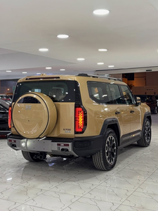 เจ็ท อูร์ ที2 2025 เอสยูวี ทราเวลเลอร์ สไตล์ 4x4 เอสยูวี พวงมาลัยซ้าย เบนซิน เกียร์อัตโนมัติ หลังคาพาโนรามิกซันรูฟ เบาะหนัง - Product Image 3