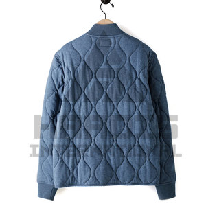 Chaqueta bomber transpirable personalizada para hombre con diseño de servicio OEM, chaqueta bomber de talla grande de color sólido para hombre en línea - Product Image 4
