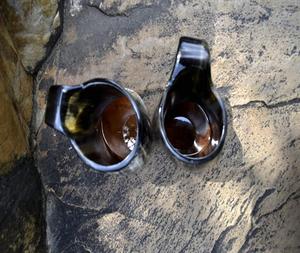 Tasse à corne de vin de conception Viking tasse à boire en corne de buffle sculptée unique pour l'exportation article décoratif pour l'Inde f s international - Product Image 6