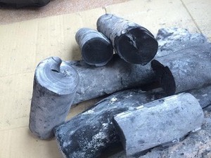 ถ่านไร้ควันสีเงินดำเวียดนาม - Product Image 3