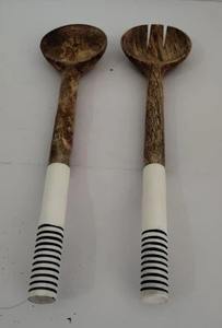 Cuillère de service multifonctionnelle en résine et bois de haute qualité, ustensile de table attrayant - Product Image 5