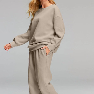 ชุดเซ็ทลำลองผู้หญิงแบบโอเวอร์ไซส์ มีฮู้ด สีพื้น ผ้าสเวตสปริง 2 ชิ้น ทรงปกติ ระบายอากาศได้ดี ผลิตจากผ้าฝ้ายออร์แกนิค 100% รุ่นสั่งทำพิเศษ ปี 2026 - Product Image 4