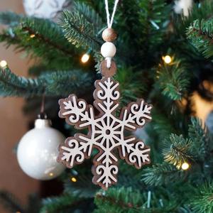 Ornements muraux de Noël en bois de style classique pour les maisons familiales offrant une beauté intemporelle et une chaleur de la saison des vacances - Product Image 6