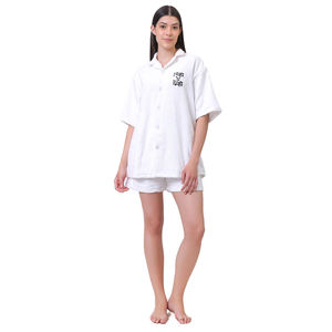 Ensembles de détente personnalisés OEM pour femmes, t-shirt en molleton, short long en molleton, ensemble court en deux pièces ample pour l'été - Product Image 5