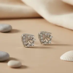 Pendientes de Aro Plateados para Uso Diario con Circonita Cúbica, Joyería Religiosa Moderna con Perla y Diamante para Fiestas - Product Image 1