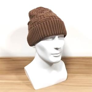 Bonnet en jacquard acrylique unisexe Bonnet tricoté en gros pour hommes-Vêtements de voyage et de plage décontractés - Product Image 3