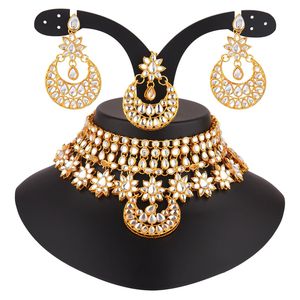 Wholesale Jewelry Manufactures Bridal Kundan Choker Necklace Chandbali <b>Earrings</b> Mang Tikka Set <b>for</b> <b>Women</b>, Gold - Product Image 4