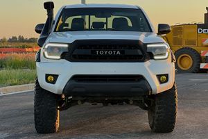 Tacoma TRD Off-Road Double Cab 4x4 6 vitesses manuelles V6 Power 4WD Off-Road 2012 - Product Image 3