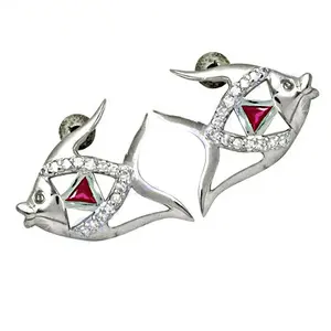 Boucles d'oreilles clous pour femme en forme de poisson argenté avec pierres de rubis, améthyste et topaze taille poire, en or 14K/18K, style mignon et charmant - Product Image 1