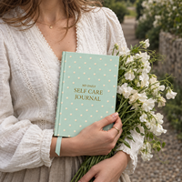 Journal de bien-être LABON Original, couverture rigide à pois, dorure à chaud, avec questions guidées quotidiennes, marque-page à ruban tricolore, en stock