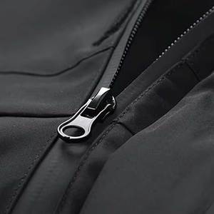 Veste de randonnée pour homme de haute qualité, coupe-vent respirante, imperméable, avec capuche intégrale et fermeture éclair. - Product Image 6