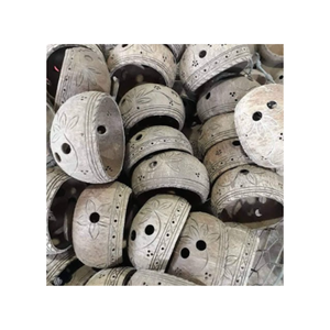 Pots de noix de coco pour petites et moyennes plantes, pots de noix de coco faits à la main de haute qualité - Product Image 1