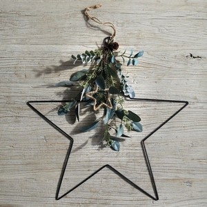 Adornos navideños colgantes en forma de estrella de hierro personalizados modernos al por mayor para decoraciones en/al aire libre - Product Image 1