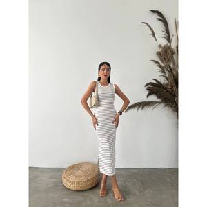 Vestido Otomano a Rayas Transpirable de Tela Lycra con Cintura Natural - Product Image 2