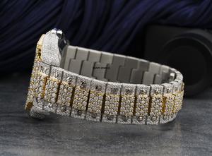 Reloj de Lujo con Incrustaciones de Moissanita en Dos Tonos, Esfera Dorada, Estilo Hip Hop, Automático, con Diamantes - Product Image 3