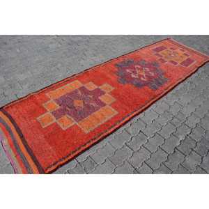 Alfombra de 3.1x10.8 pies, Alfombra Turca Vintage, Alfombra de Lana Herki Roja - Product Image 3