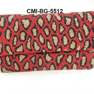 Pendientes bohemios de lujo con forma de corazón de perla de imitación para mujer, pendientes de moda para ocasión de aniversario, embragues MRS personalizados, patrón de leopardo - Product Image 5