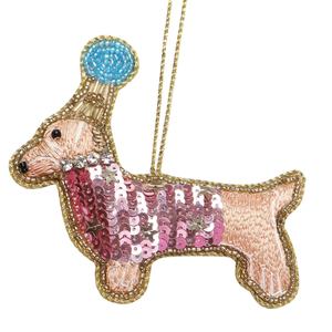 Adorno Colgante Hecho a Mano con Forma de Perro y Decoración Zari |   Adorno Decorativo para Pared Bordado con Cuentas y Lentejuelas - Product Image 3