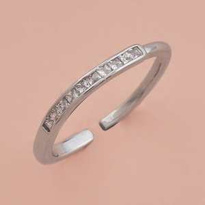 Trendy Fashionable Cluster <b>Rings</b> 171179 <b>Finger</b> <b>Ring</b> in Copper Alloy with Invisible Setting Geometric Shape for Gifts - Product Image 1