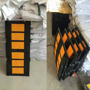 ยางชะลอความเร็วพร้อมแผ่นสะท้อนแสงแบบตาแมว-เพิ่มการเตือนในเวลากลางคืน รองรับความเร็ว 25-45 ไมล์ต่อชั่วโมง สำหรับถนนแอสฟัลต์ - Product Image 2