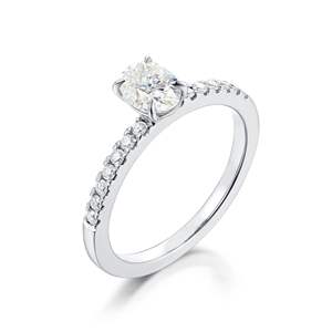 Anillo de Compromiso con Diamante de Corte Ovalado para Mujer - Product Image 5