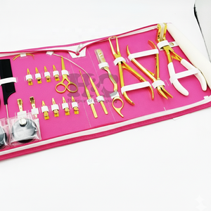 Nuevas llegadas: Kit profesional de pinzas de acero inoxidable para extensiones de cabello con clips, agujas en forma de C y microperlas para uso comercial. - Product Image 1