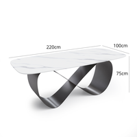 Table basse décorative moderne en pierre frittée italienne blanche et argentée avec structure en acier inoxydable, fabriquée en Italie