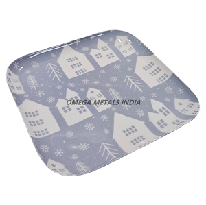 Plateau rond en bois bleu avec un motif de Noël amusant pour servir des collations et embellir votre maison ou votre table de fête - Product Image 2