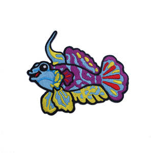 Patchs de broderie sur mesure de haute qualité 3D tissés et appliqués fabriqués à partir de tissu chenille et de PVC Fabricant au Pakistan - Product Image 2