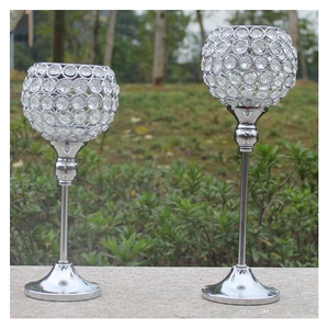 Vente en gros de bougeoirs de luxe en cristal doré et argenté Candélabre en métal avec bras pour la décoration de la maison et les bougies votives de fête - Product Image 1