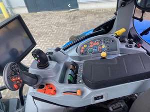 Rodamiento de Caja de Cambios para Tractor de Ruedas T6.145DCT con Motor de 140HP, en Oferta - Product Image 3