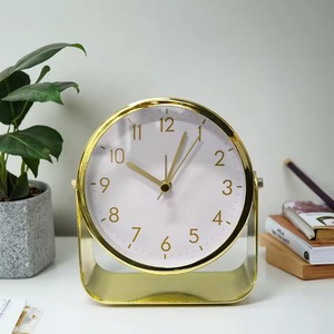 Horloge de table en métal, fonctionne à piles, mouvement mécanique, étanche et avec alarme – Conception durable pour des performances longue durée - Product Image 3