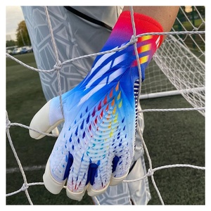 Proveedor directo de fábrica Guantes de portero de fútbol profesional con logotipo personalizado Precio razonable Hecho de cuero de alta calidad - Product Image 4