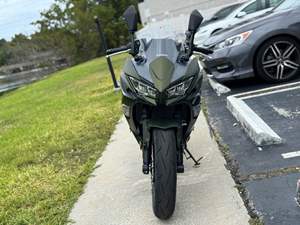 Kawasaki Ninja 650 ABS d'occasion 2024 - Product Image 3