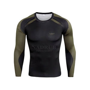 การออกแบบที่เรียบง่ายและมีความยืดหยุ่นสูงสำหรับชุดออกกำลังกายพร้อมผ้าสัมผัสนุ่มและเอวยางยืดเพื่อความกระชับที่ปลอดภัย - Product Image 3