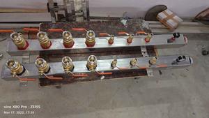 Collecteur d'eau à 8 entrées et 8 sorties Dubey International pour moule à animaux de compagnie avec garantie de 2 ans - Product Image 2