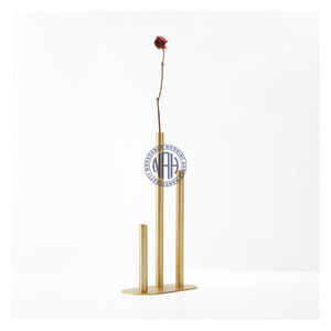 Vase en métal brillant à 3 tiges, fournisseur de gros d'exportation de faveur d'accent de table de mariage élégant - Product Image 2