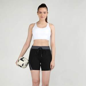 Pantalones cortos deportivos y de yoga para Mujer | Pantalones cortos de gimnasio transpirables de cintura alta con bolsillos | Pantalones cortos de entrenamiento y correr de secado rápido para mujer - Product Image 1